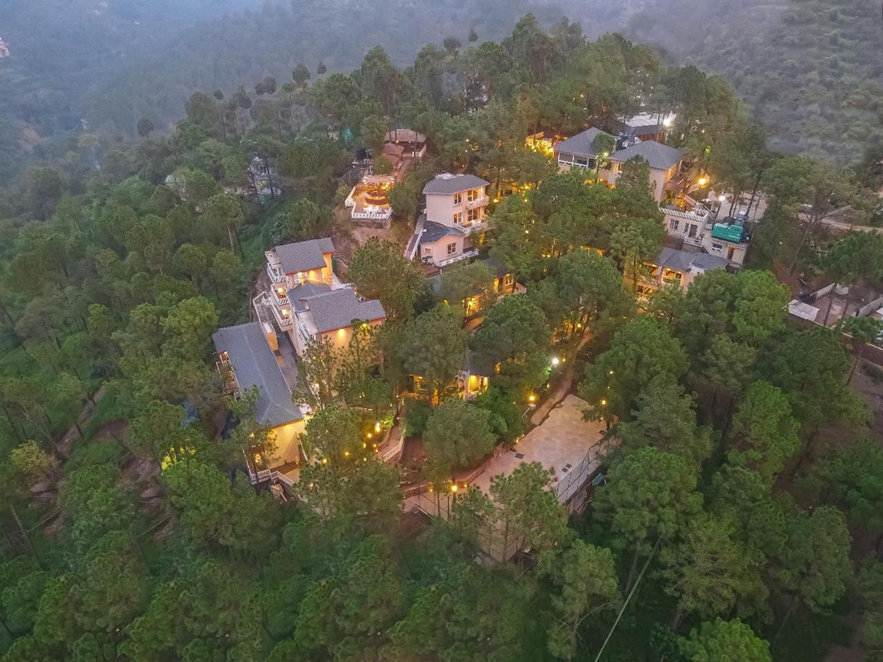 Jungle Lodge Resort Kasauli Exterior photo