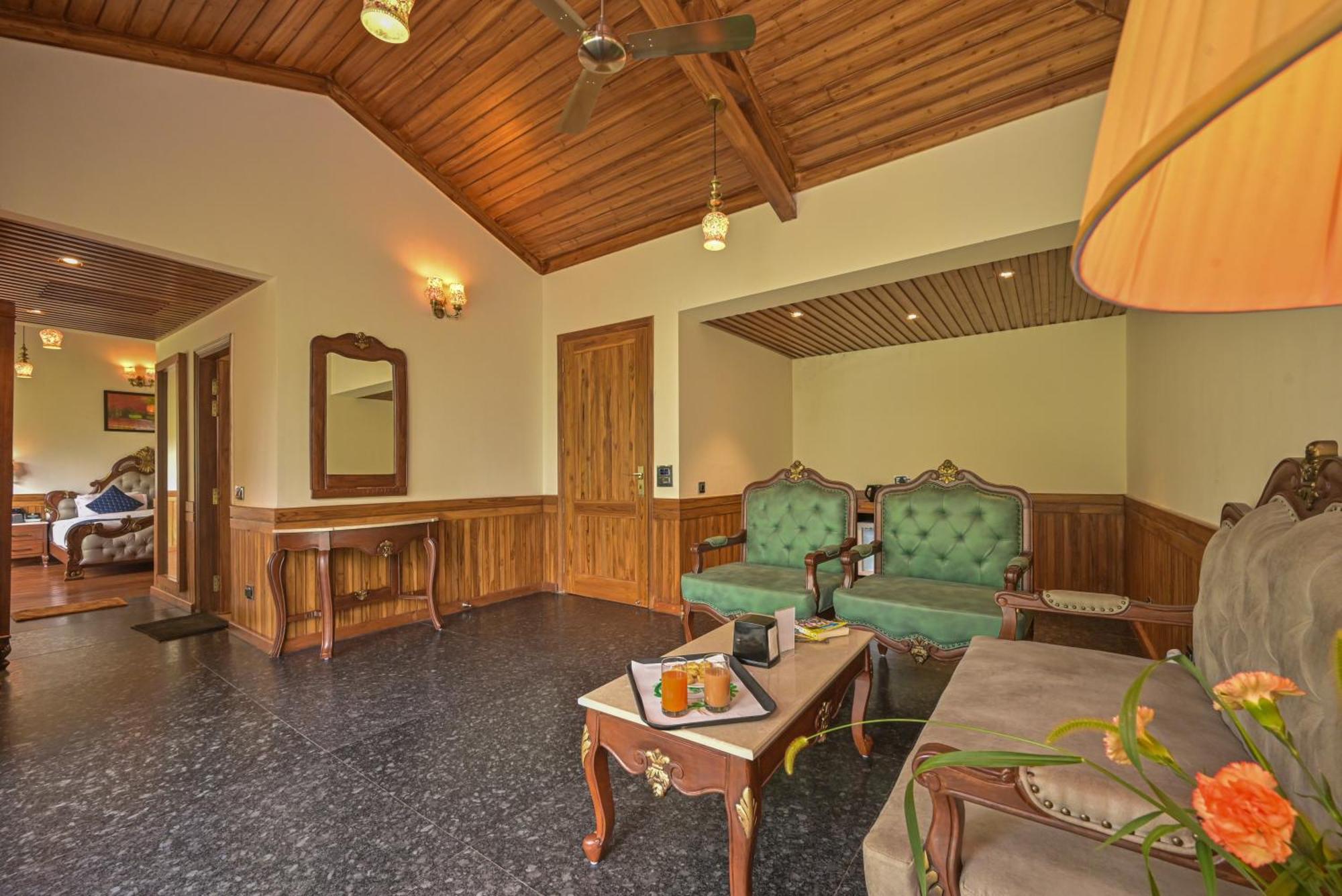 Jungle Lodge Resort Kasauli Room photo